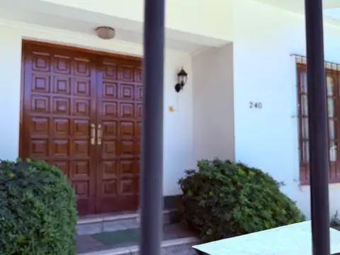Casa en Venta de 4 dormitorios