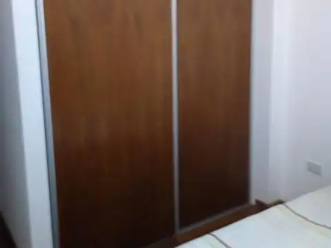 49 E/ 4 Y 5: DEPTO EN VENTA 1 DORM.