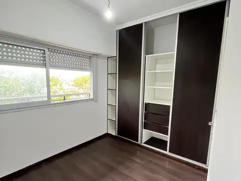 Departamento en Alquiler en Monte Castro, $ 600.000