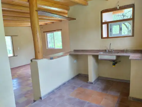 Se vende! Casa de adobe a estrenar en Villa de las Rosas, Traslasierra