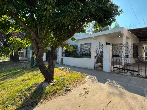 Avenida Intendente Carlos Ratti 3900