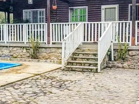 Casa 3 ambientes con 2 baños