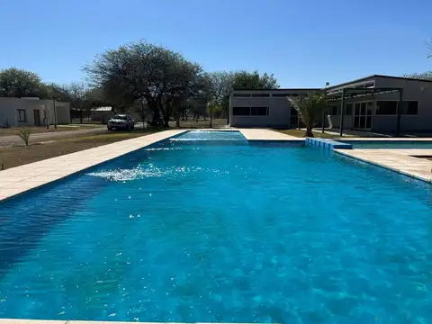 Terreno en Venta en Villa Zanjón, USD 13.000
