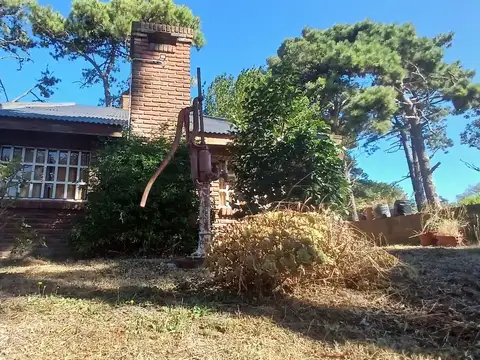 Casa en venta - 3 Dormitorios 2 Baños - Villa Gesell