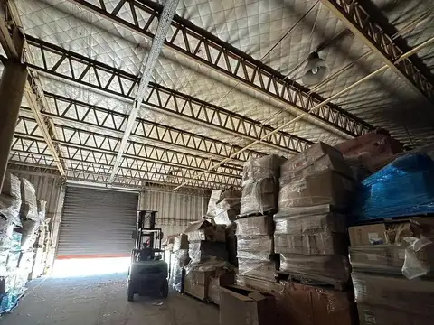 Galpón industrial en Alquiler Merlo