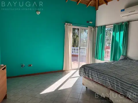 Casa en Venta con 6 cocheras