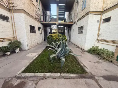DEPARTAMENTO 2 HABITACIONES. PLANTA BAJA. CAPITAL