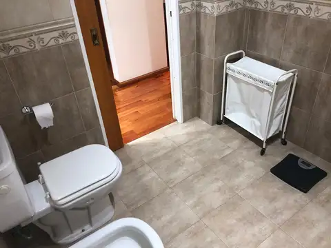 Departamento 5 ambientes con 3 baños