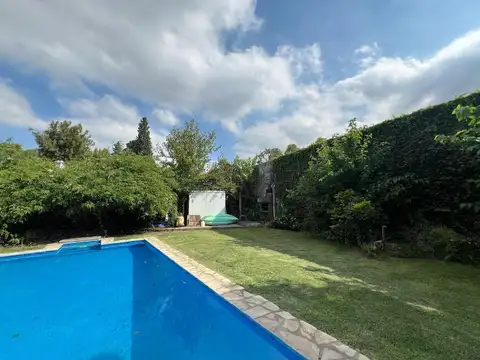Casa en Venta de 5 dormitorios