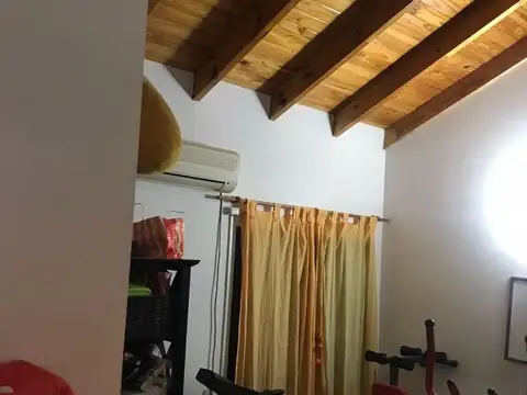 Casa en Venta en Villa Elvira, USD 75.000