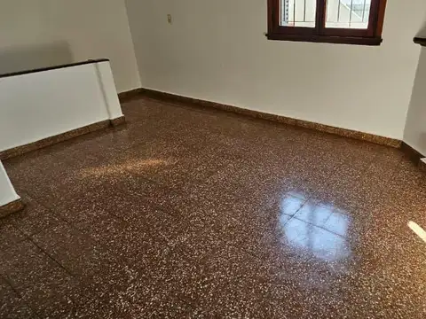 Sargento Cabral al 1800 PISO 1