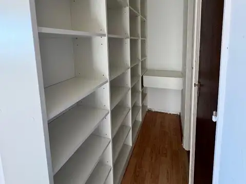DEPARTAMENTO EN VENTA PISO 4 AMBIENTES CON VISTA AL MAR