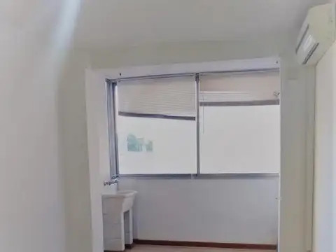 Alvarez Thomas  800 3°