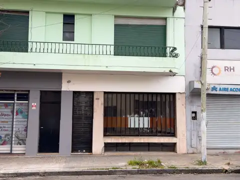 LOCAL EN VENTA LA PLATA ZONA COMERCIAL TERMINAL