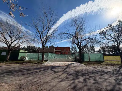 CASA 4 AMBIENTES A ESTRENAR HARAS SAN PABLO