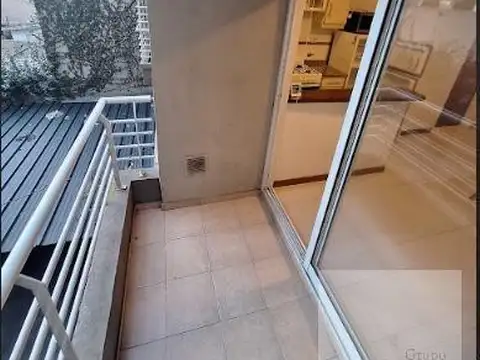 Alquiler temporario Departamento en Villa Urquiza - 1 ambiente con balcón
