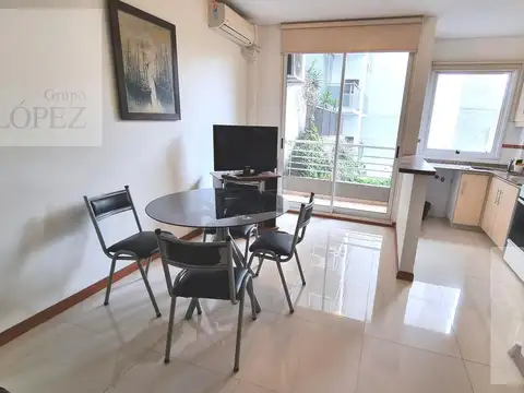 Alquiler temporario Departamento en Villa Urquiza - 1 ambiente con balcón