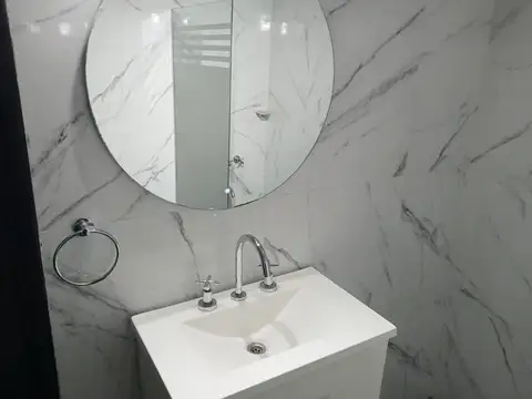 Casa en Alquiler con 1 cochera