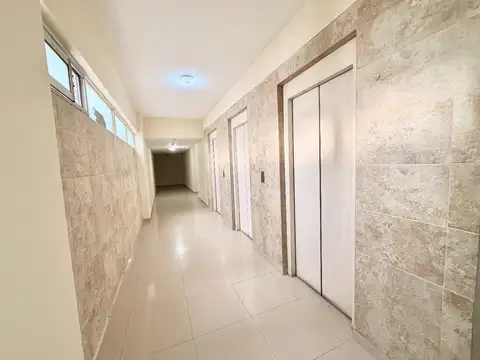 Departamento en Alquiler en Monserrat, $ 480.000