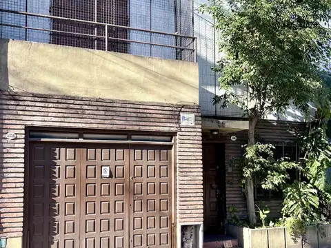 Depto Tipo Casa 4 ambientes con 1 baño