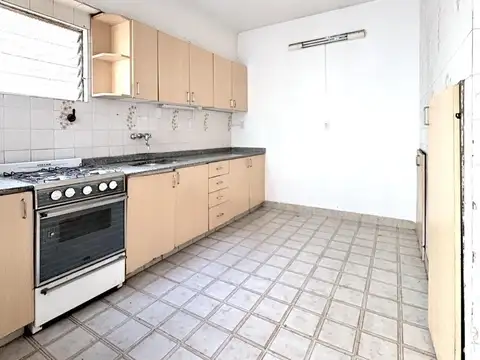 Depto Tipo Casa en Venta 45 años