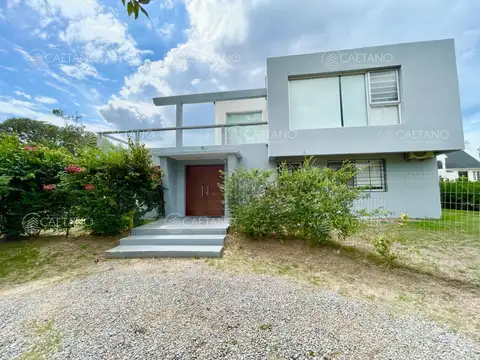 Venta Casa 4 dormitorios + piscina. Playa brava, Punta del Este