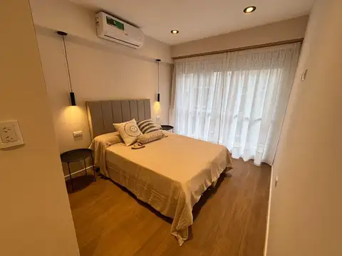 VENTA - Departamento 1 ambiente con balcón saliente a metros de Plaza Colón - Mar del Plata