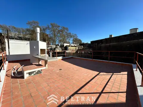 Depto Tipo Casa en Venta de 4 ambientes