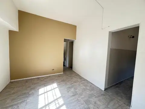 Depto Tipo Casa en Alquiler de 3 ambientes