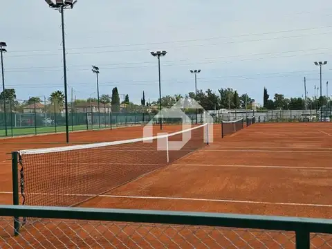 Terreno en Venta en Los Cardos, USD 189.000