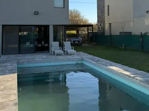 Casa en Rio Ceballos