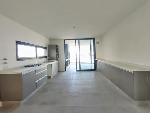 Casa en Venta al Este