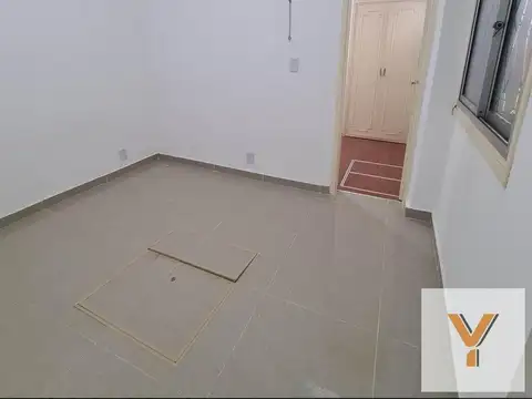 Casa en venta - 4 Dormitorios 2 Baños - 179Mts2 - Avellaneda