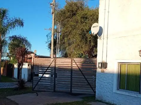 Casa 2 ambientes con 1 baño