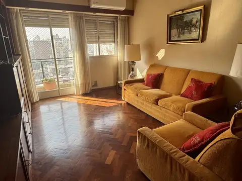 venta Departamento Piso exclusivo 3 dormitorios y dos baños en el centro de Rosario.