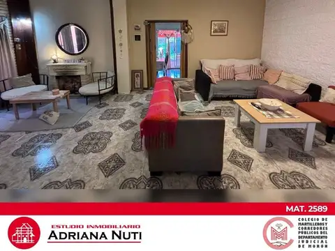 Casa 3 ambientes con 2 baños