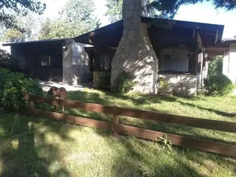 Casa en Venta con 2 cocheras