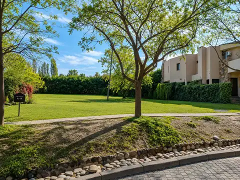 Terreno en Venta en Chacras de Coria, USD 220.000