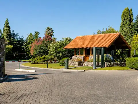 Terreno en Chacras De Coria