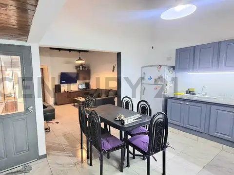 Depto Tipo Casa en Venta 42 años