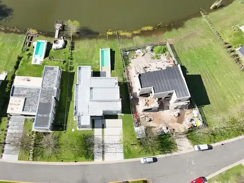 Casa A Estrena Barrio El Cazal Exelente Vista Al