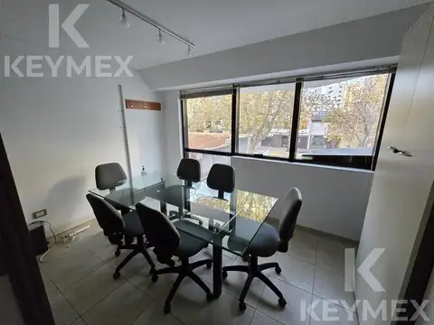 Oficina 2 ambientes con 1 baño