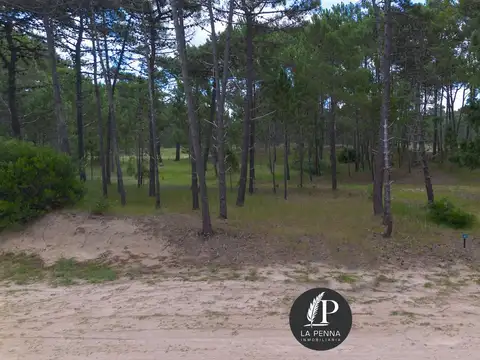 Terreno en Venta en Pinamar, USD 105.000