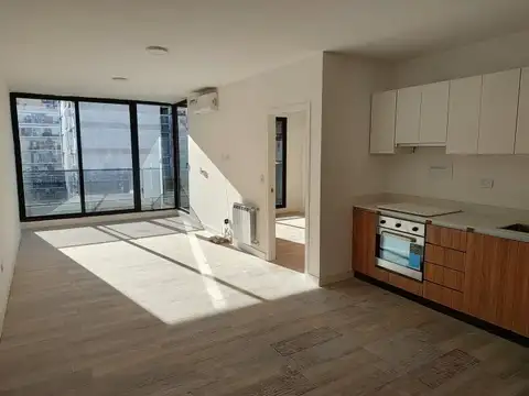Blanco Encalada 4600, Piso 2