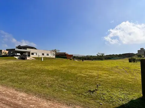 Terreno en Venta en Los Nogales, USD 17.500
