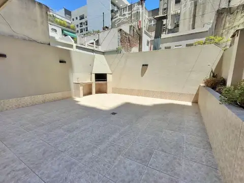 AV SANTA FE 4000, Piso 1