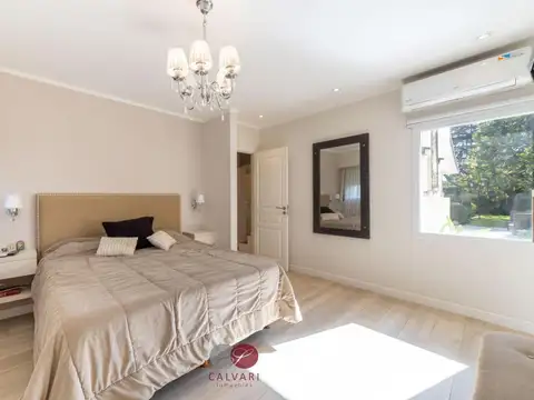 Casa 4 ambientes con 4 baños