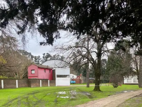 VALE LA PENA CONSULTANOS 4 LOTES DE 1800m2