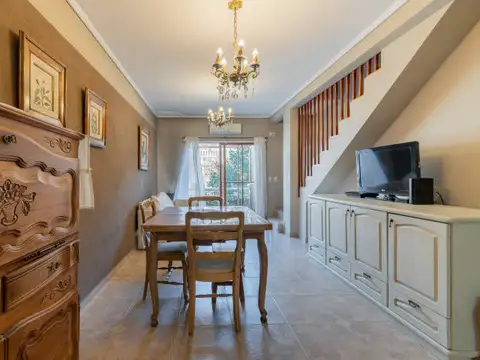 Depto Tipo Casa en Venta 18 años
