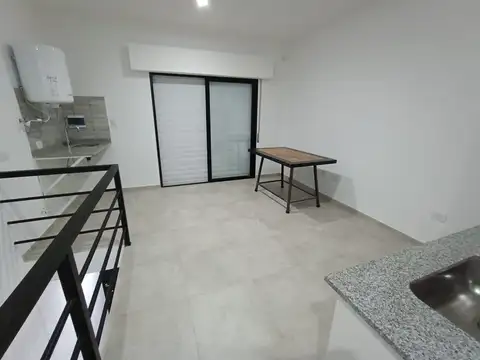 Departamento en alquiler sobre calle Juan B. Justo al 1800